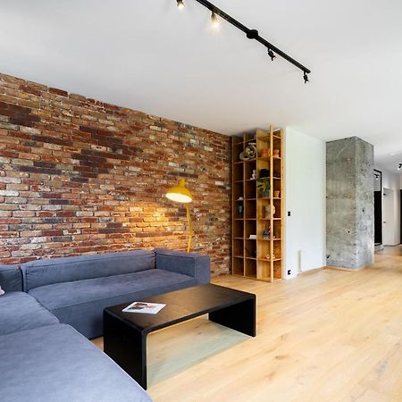 Family Friendly Apartment By The Park In The Very Center Of Ålesund Buitenkant foto