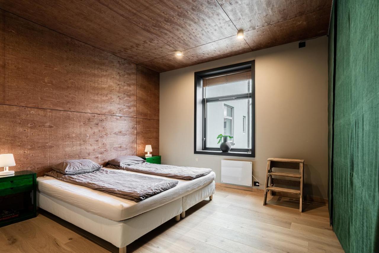 Family Friendly Apartment By The Park In The Very Center Of Ålesund Buitenkant foto