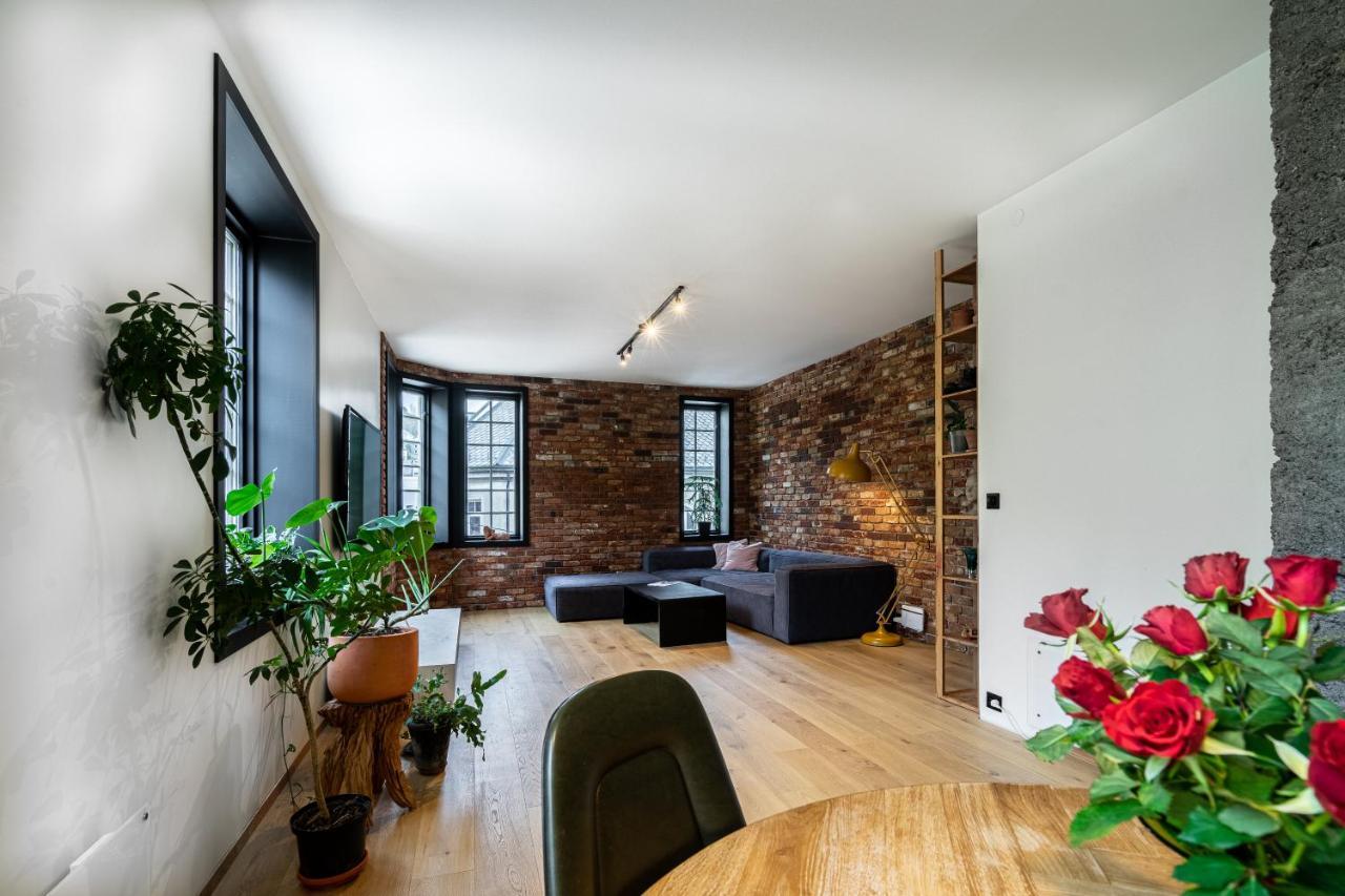 Family Friendly Apartment By The Park In The Very Center Of Ålesund Buitenkant foto